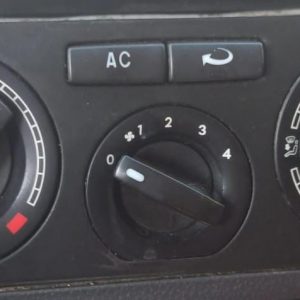 Volkswagen Transporter T 5 Çıkma Klima Kontrol Paneli