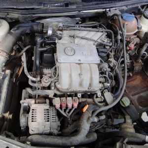 Volkswagen Polo 1.6 Benzinli 100 HP Komple Dolu Motor