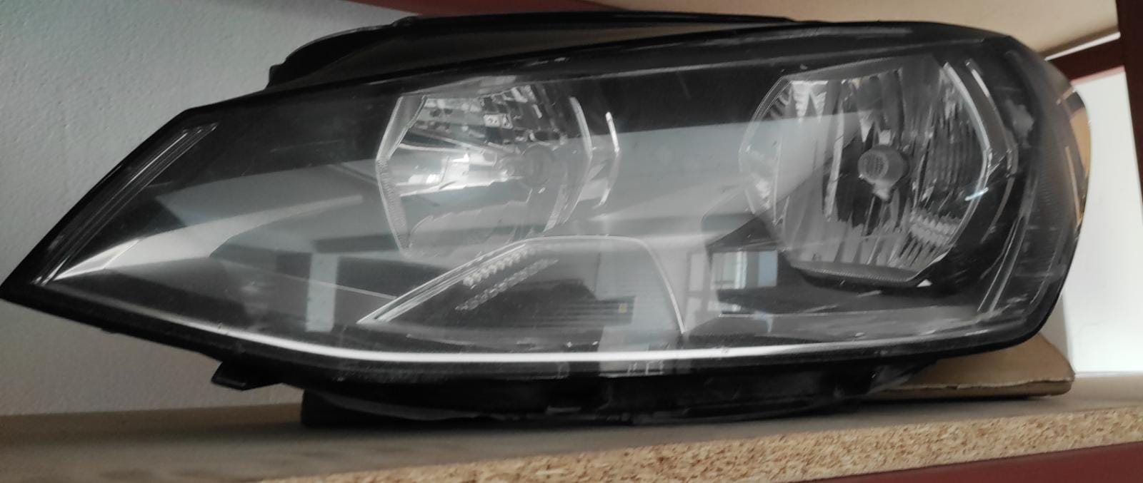 volkswagen-golf-7-cikma-orijinal-sag-far Volkswagen Golf 7 Çıkma Orijinal Sağ Far