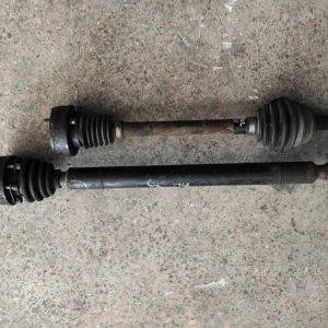Volkswagen Bora 1.6 Benzinli AKL Sağ Sol Aks