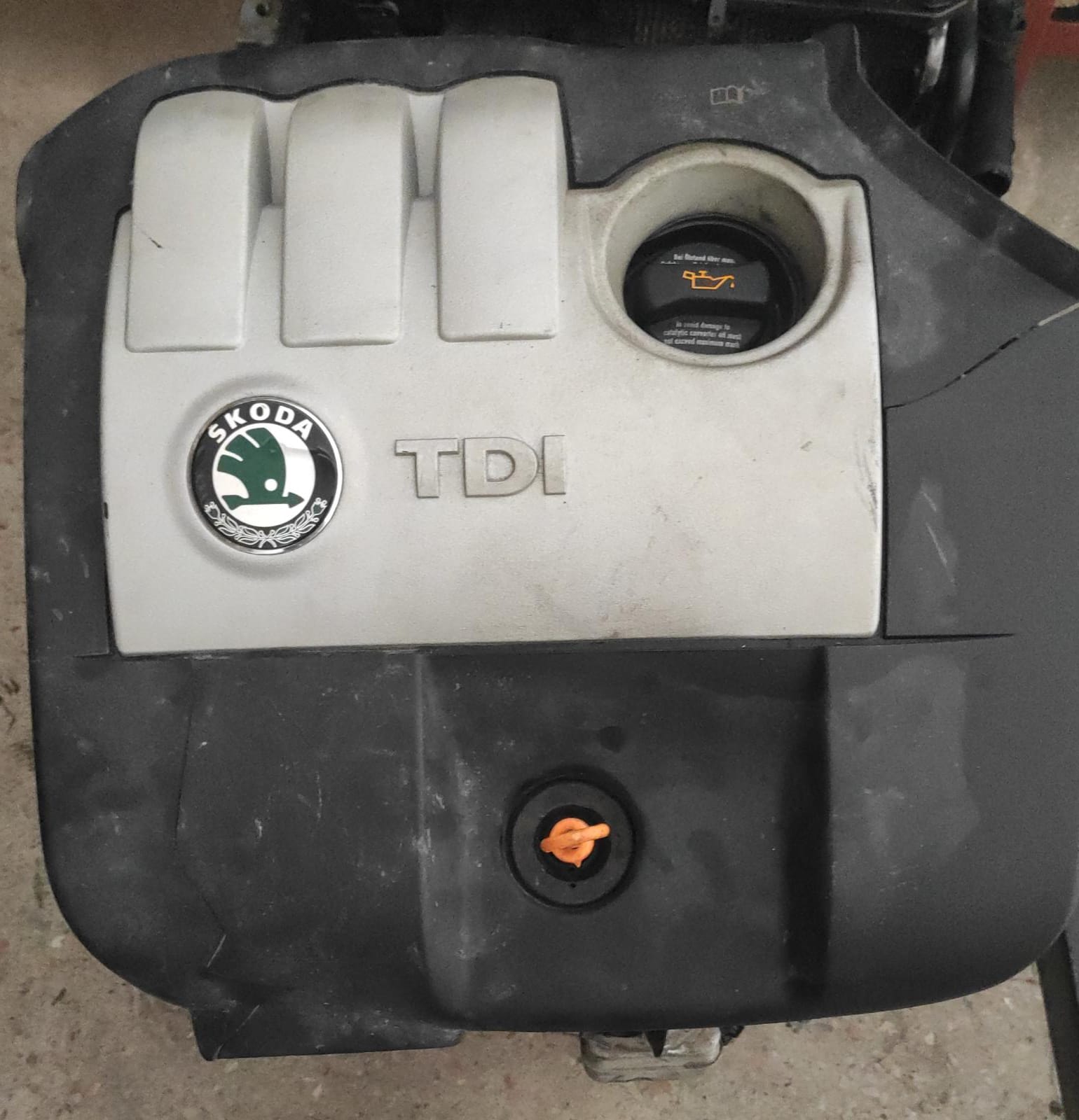 seat-ibiza-cikma-orijinal-amf-motor-ust-kapagi Seat İbiza Çıkma Orijinal AMF Motor Üst Kapağı