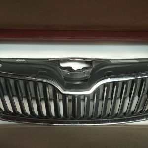 Skoda Rapid Çıkma Orijinal Ön Panjur