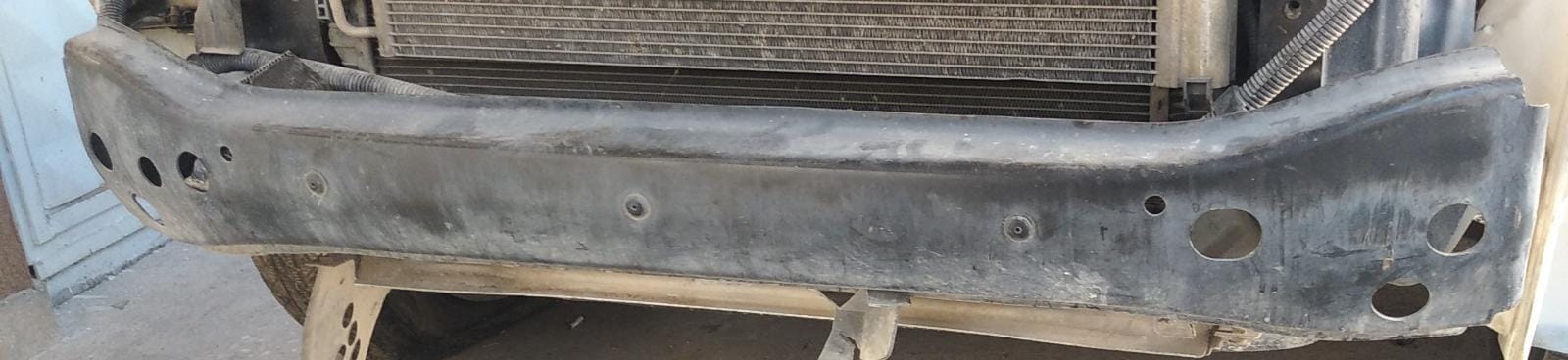volkswagen-transporter-t-5-cikma-orijinal-on-tampon-demiri Volkswagen Transporter T 5 Çıkma Orijinal Ön Tampon Demiri