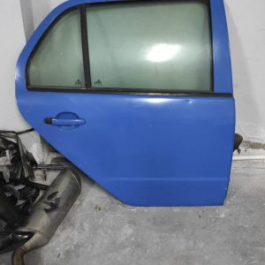 Skoda Fabia Çıkma Orijinal Hatasız Sağ Arka Kapı
