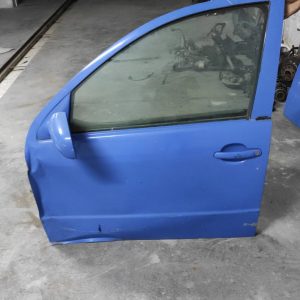 Skoda Fabia Çıkma Orijinal Hatasız Sol Ön Kapı