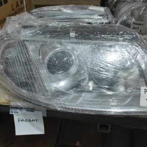 Volkswagen Passat 2003 Sağ Ön Far