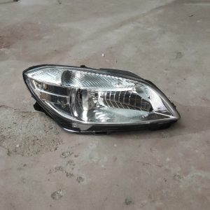 Skoda Fabia Sağ Ön Far