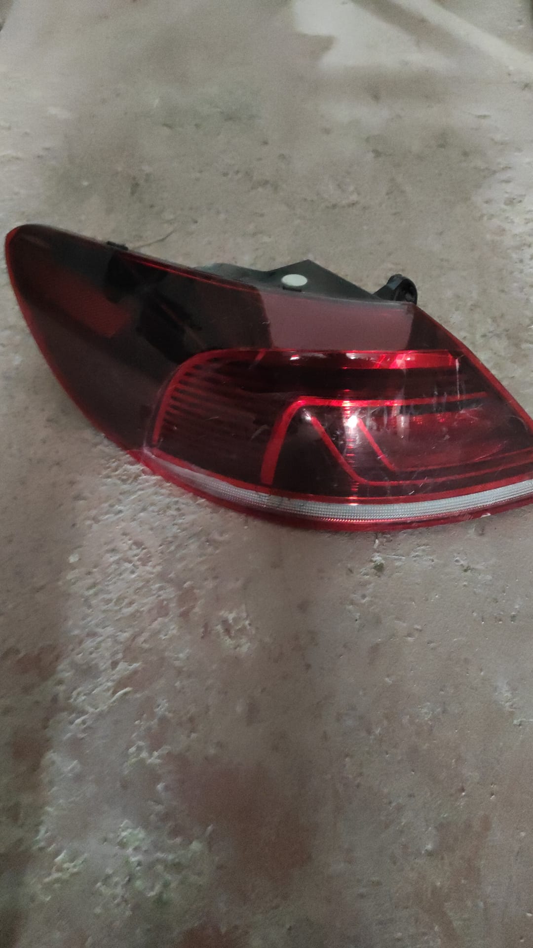 volkswagen-passat-cc-sol-dış-ledli-stop Volkswagen Passat CC Sol Dış Ledli Stop
