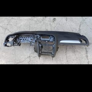 Volkswagen Audi A 4 2012 Komple Ön Göğüs